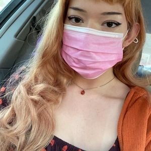 Meet your Posher, Camille